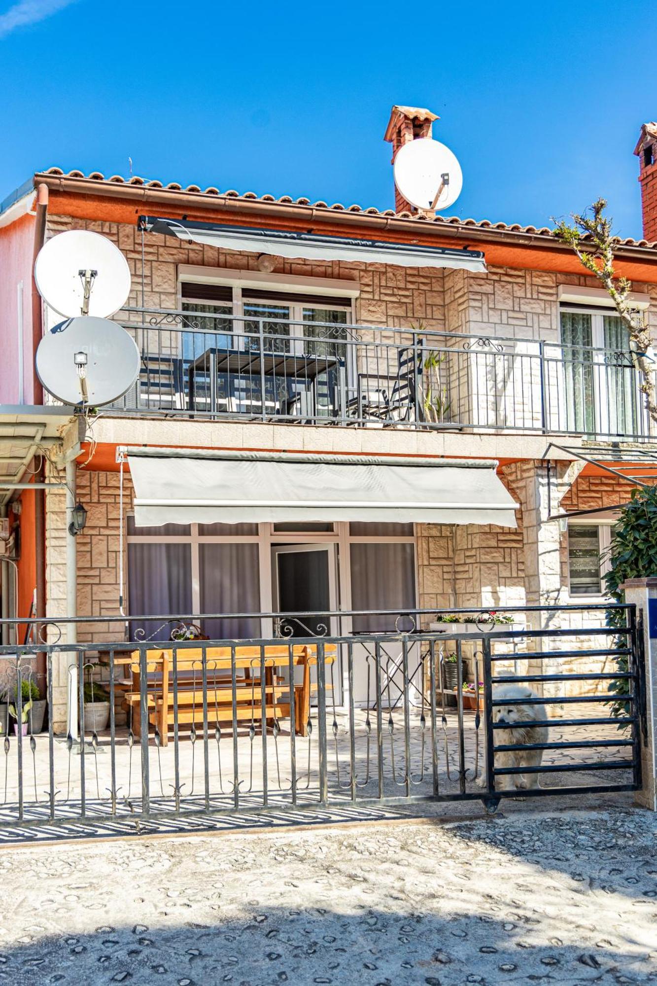 New Apartment Lejla Sisan Ngoại thất bức ảnh