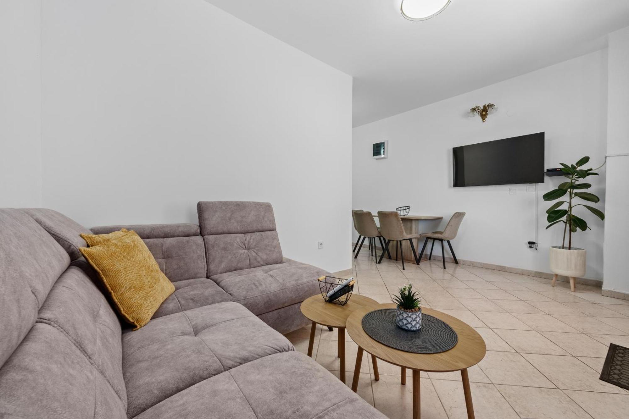 New Apartment Lejla Sisan Ngoại thất bức ảnh